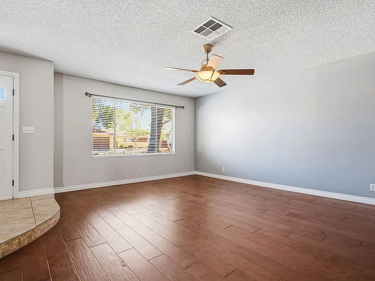 4561 Paseo El Rio Dr — Photo 5