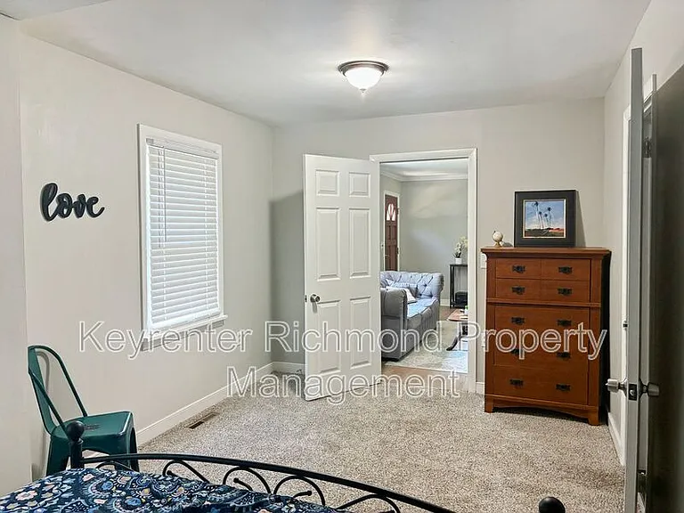 10015 Seminole Rd — Photo 9