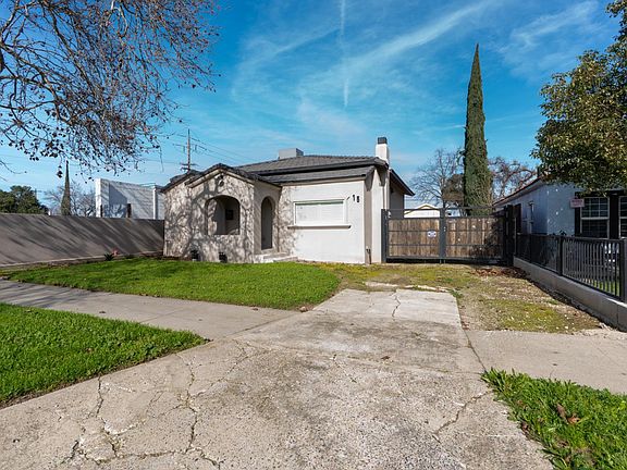 5th image of 15 E 22nd St