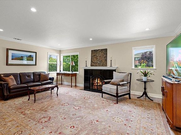 3rd image of 15119 Union Ave