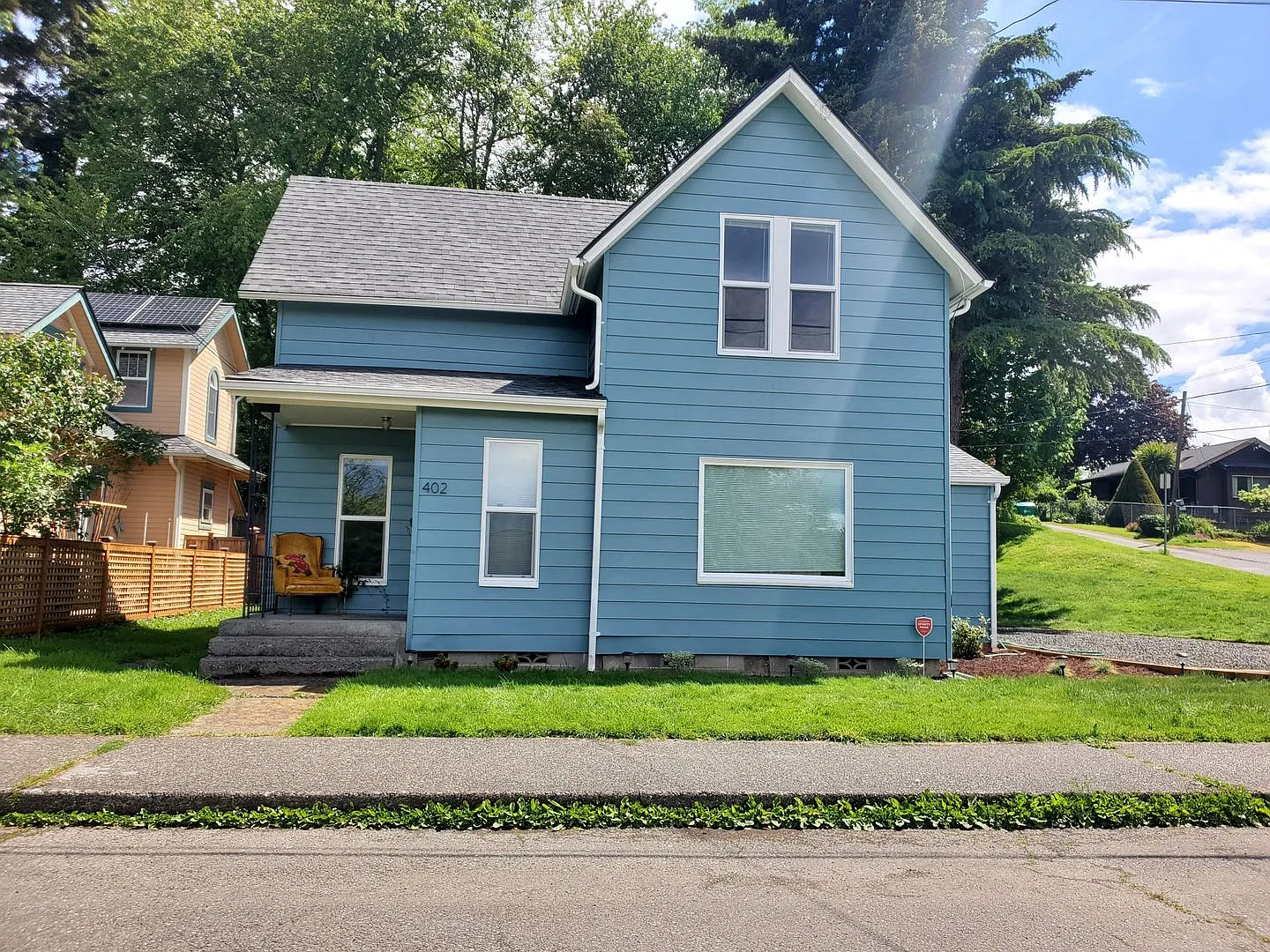 Charming 3-Bedroom Victorian Home Near Downtown! — Photo 1
