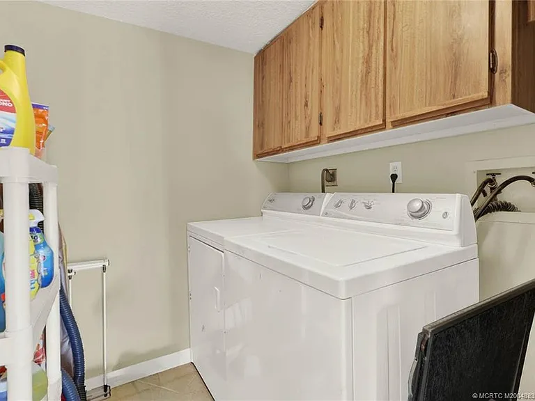 10044 S Ocean Dr #907 — Photo 41