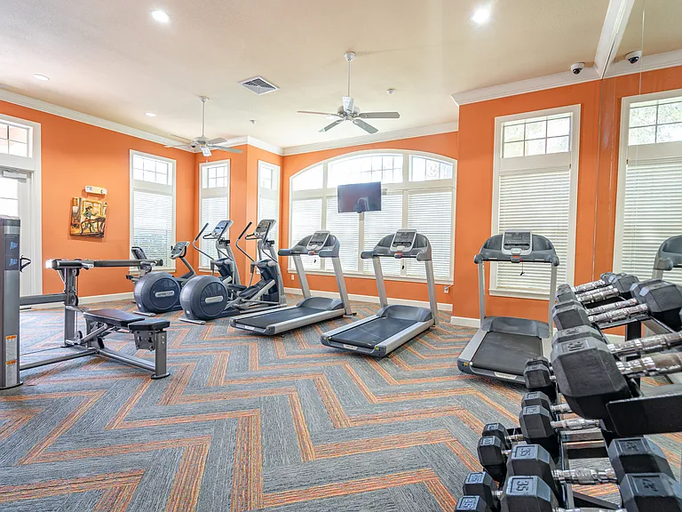 Oakleaf Village Apartments — Photo 10