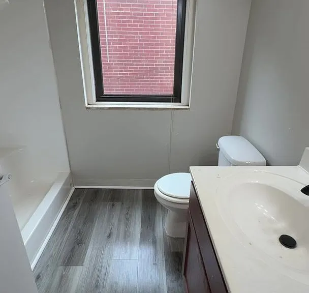 3548 S Grand Blvd #220 — Photo 6