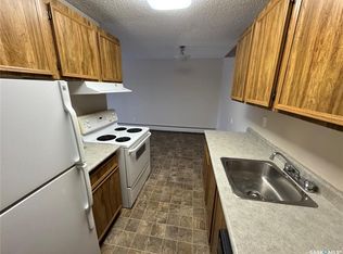 1808 Eaglesham Ave #306, Weyburn, SK S4H3A8