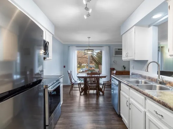 1605 McKenna Boulevard, Madison, WI 53711