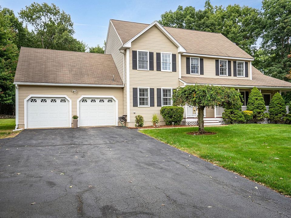 1st image of 24 Woodbine Drive