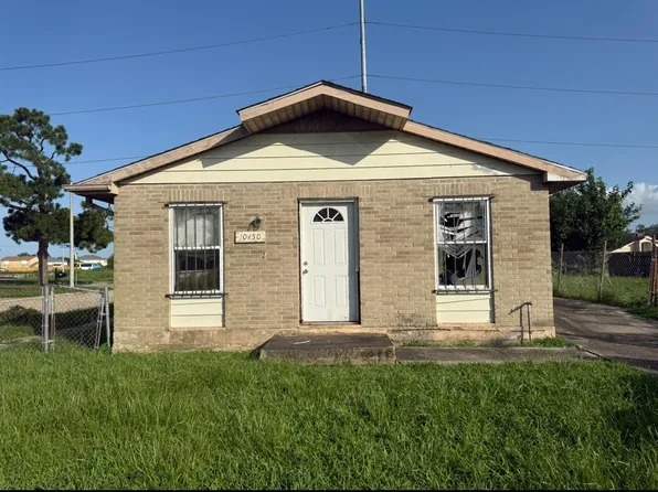 10450 Heritage Dr, New Orleans, LA 70127