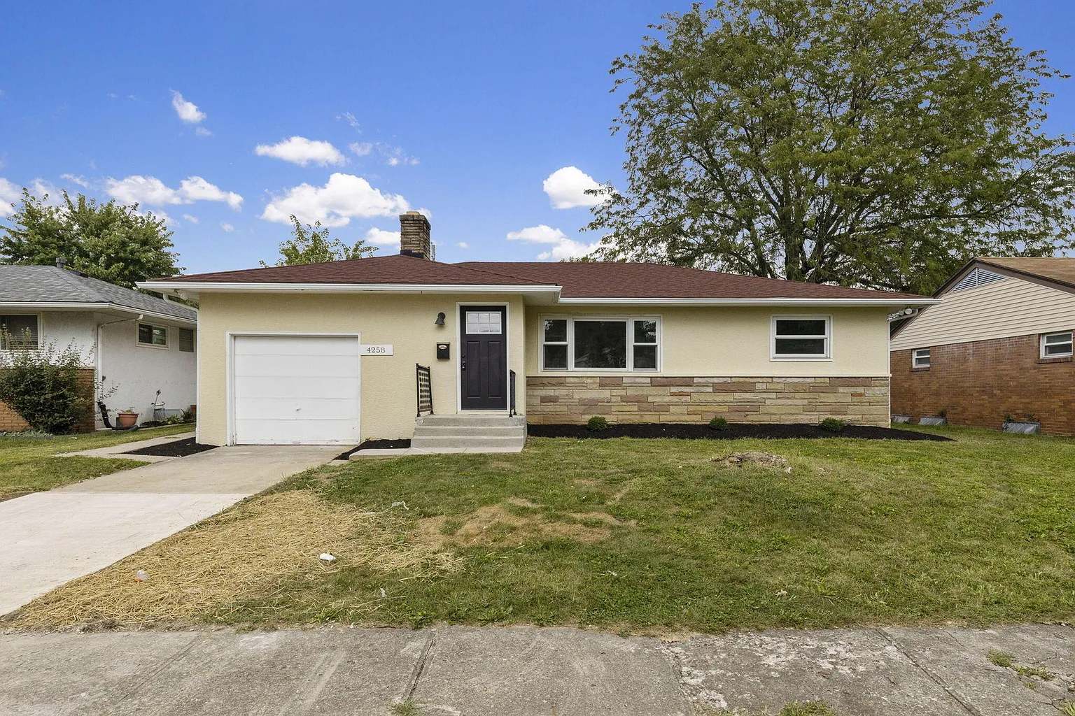 4258 Colby Ave photo 1