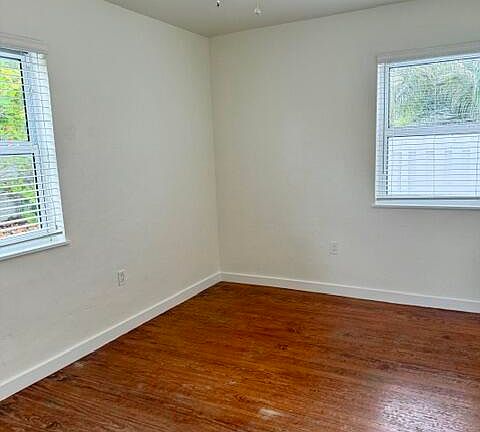 3rd image of 715 2nd Ave S APT 1