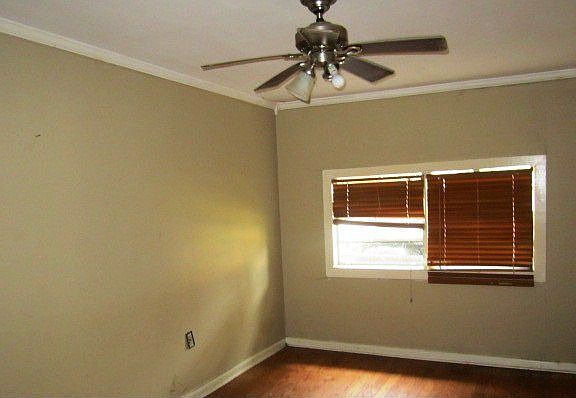 3rd image of 2645 Bristol Pl