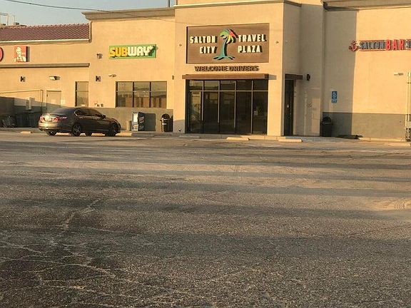 5th image of 2034 Jefferson Ave