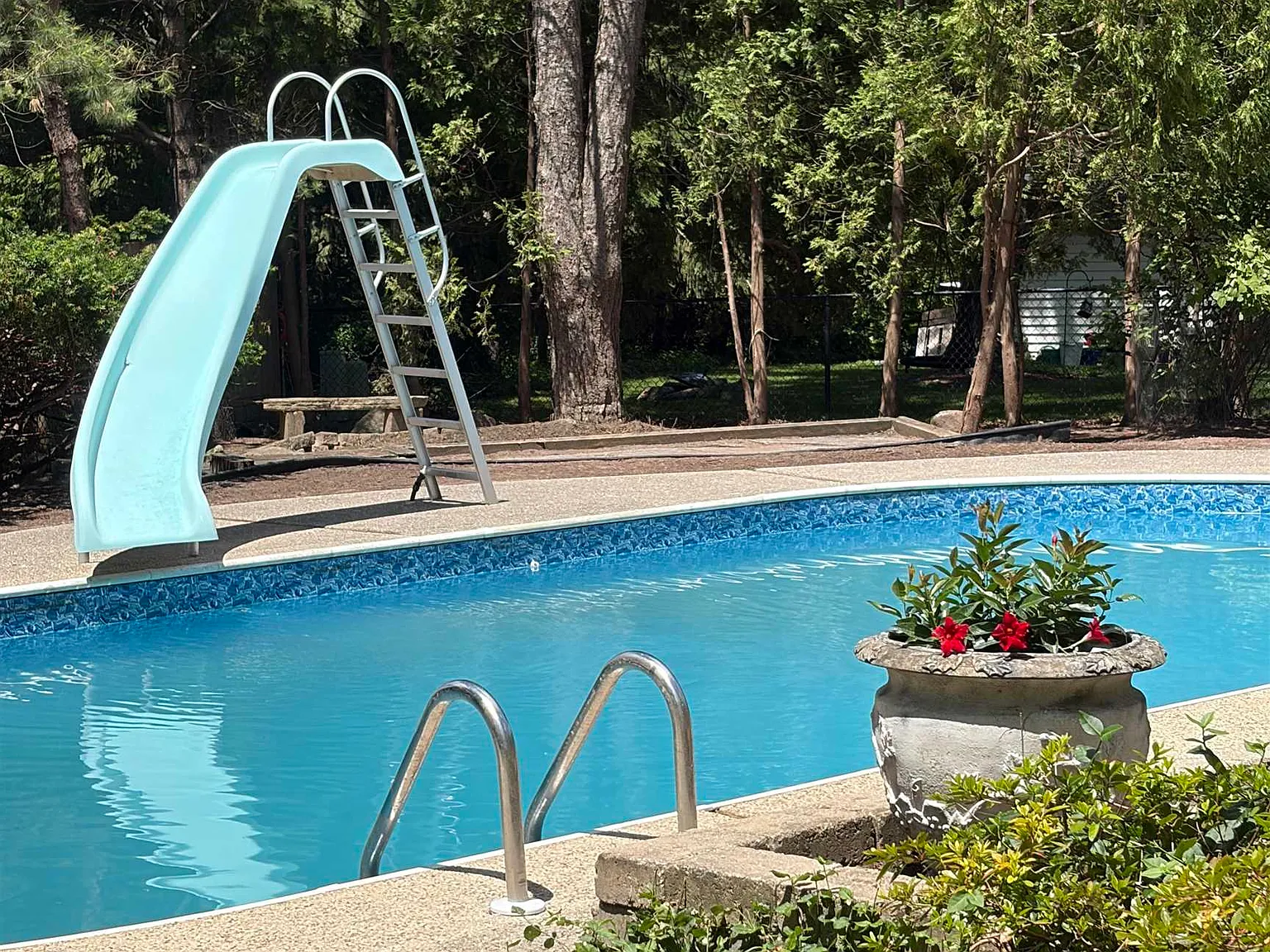 3 bed, 2.5 bath, 2668 sqft, $3,900 — Photo 1