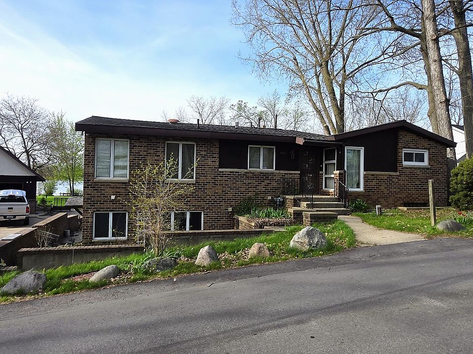 1st image of 4091 Causeway Dr NE