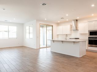 19214 W Badgett Ln, Litchfield Park, AZ 85340
