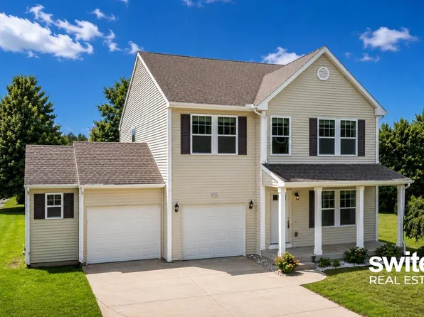 5751 Attleberry Ave, Kalamazoo, MI 49009