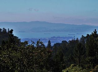 Arrowhead Dr, Oakland, CA 94611