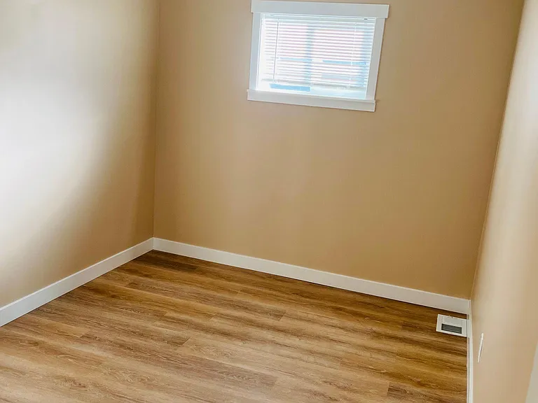 4805 Glenwood Ave — Photo 32