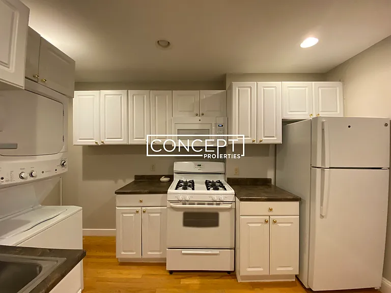 350 Allston St — Photo 5