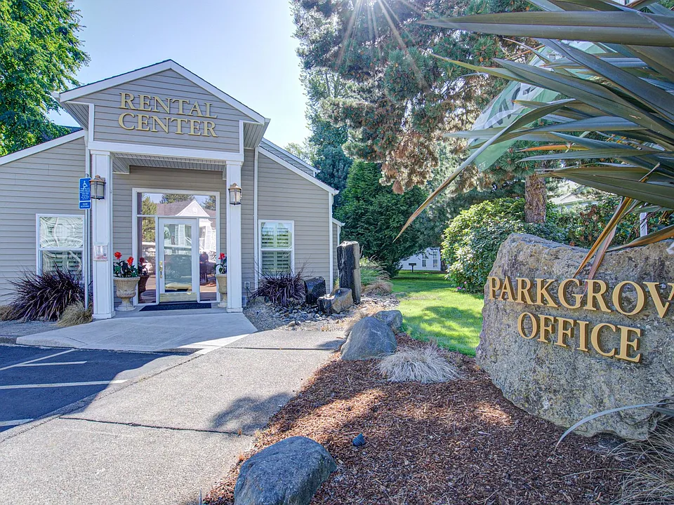 PARKGROVE APARTMENTS