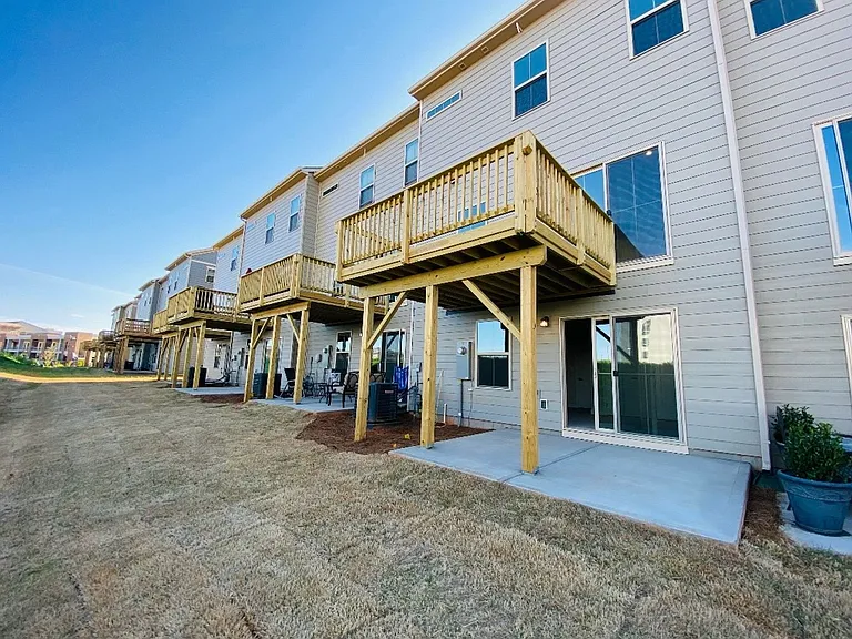 122 Lanyard Dr — Photo 21