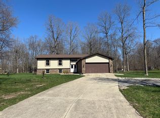 1133 E Wildwood Dr, Columbia City, IN