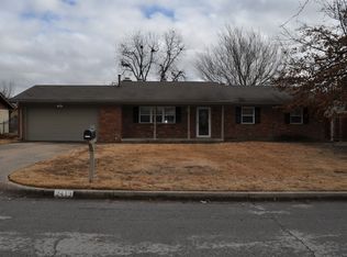 2413 S Hickory Ave, Broken Arrow, OK 74012