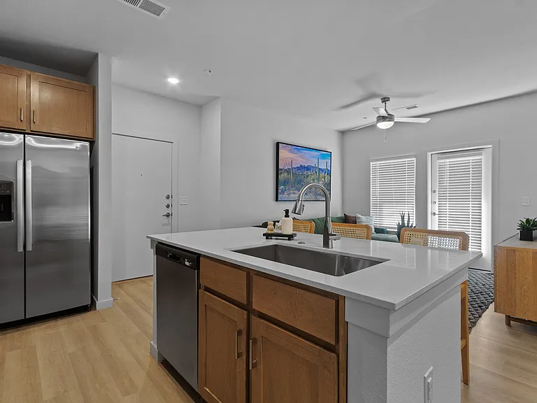 Desert Commons West — Photo 3