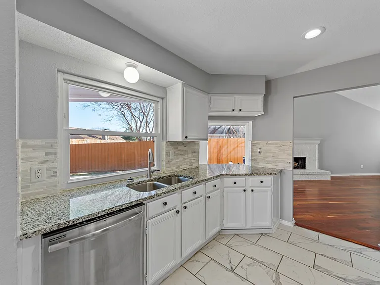 128 Overbrook Dr — Photo 7