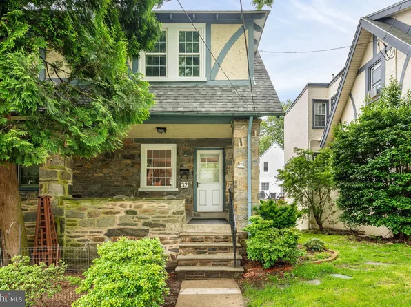 32 Chatham Rd, Ardmore, PA 19003