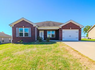 9 Lynn Dr, Lawrenceburg, KY 40342