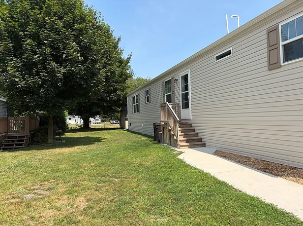6685 M 66 N #64, Charlevoix, MI 49720