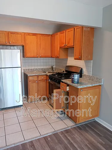 3333 Commercial Ave #16 Photo 1
