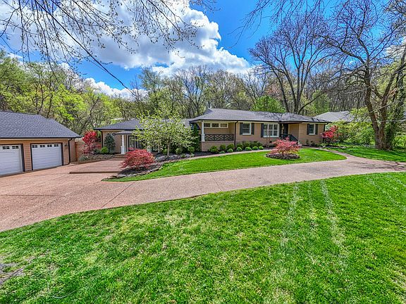 3rd image of 6705 Darden Pl