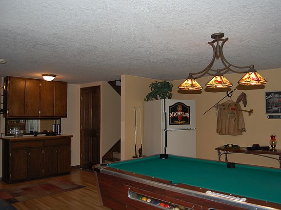LL Recreation room 2