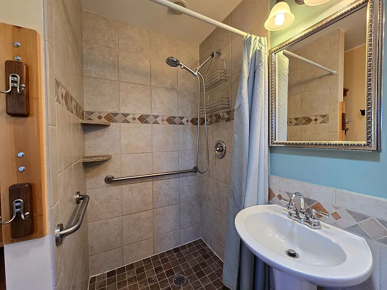 166 Galisteo Ln — Photo 23