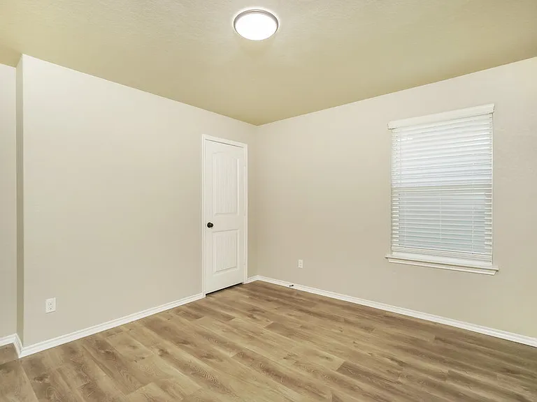 1433 Anise Ln — Photo 13