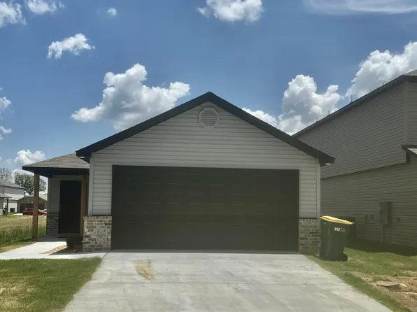 8304 Fitzgerald Ln, North Little Rock, AR 72113
