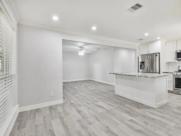7623 Yellow Pine Dr — Photo 21