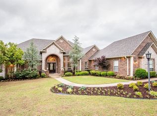 1700 Crystal Ct, Fort Smith, AR 72916