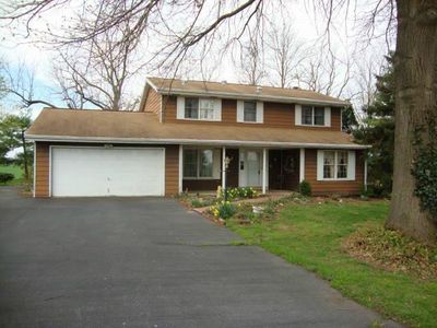 377 Kelly Ave, Mount Joy, PA, 17552
