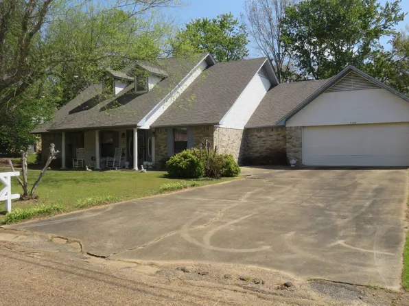 306 Woodland Dr, Kosciusko, MS 39090