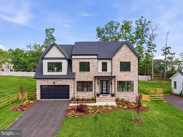 9205 Franks Point Ln, Lorton, VA 22079