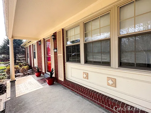 Building Photo - 1647 Rockhurst Ln