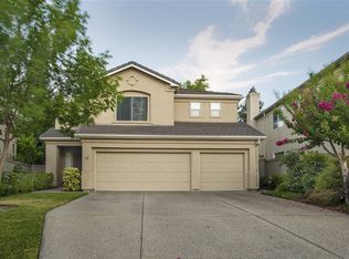 15 Surf Water Ct, Sacramento, CA