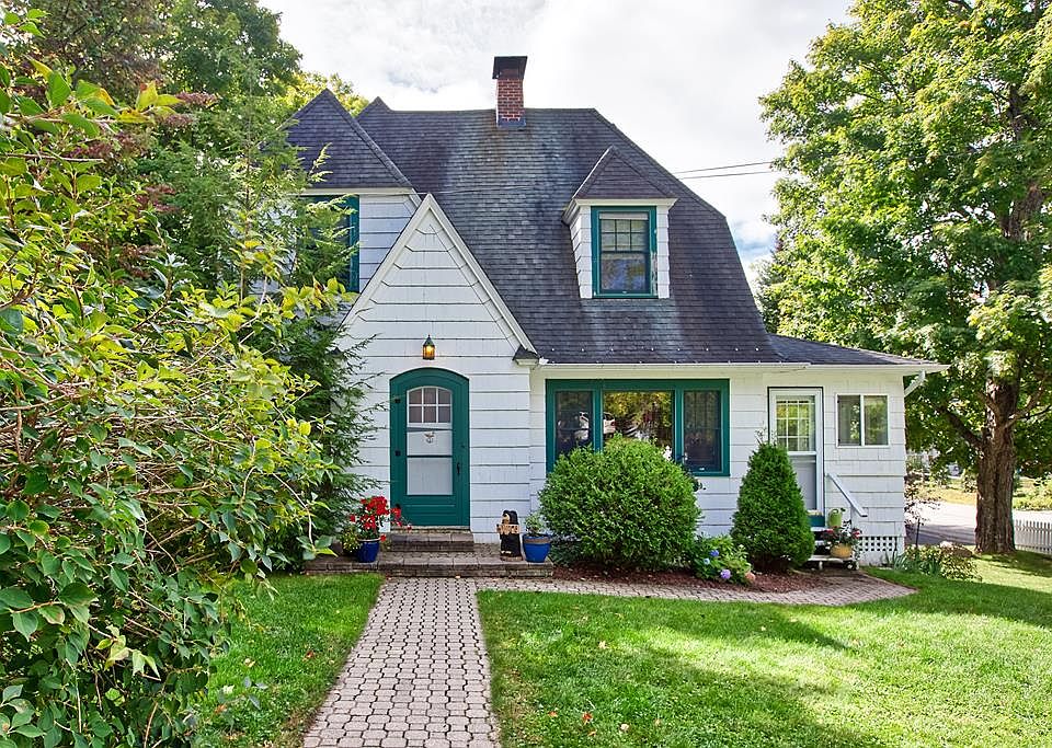 1st image of 68 Nash St