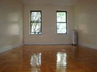 6 W Kingsbridge Rd, Bronx, NY 10468