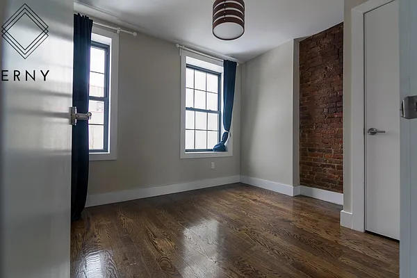 Rented by ERNY LLC | media 3