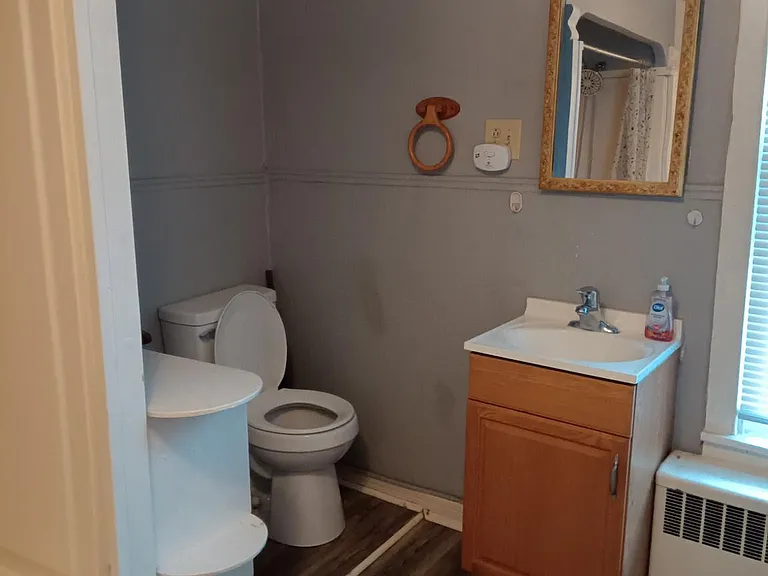 862 Iron Ridge Rd #F — Photo 7
