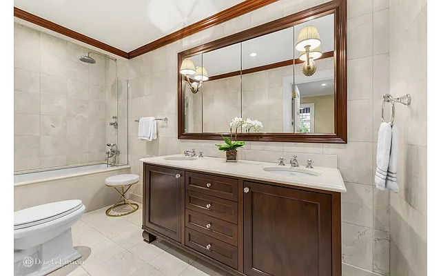 Sold by Douglas Elliman | media 19